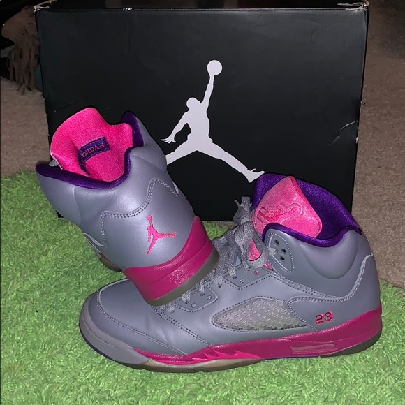 Jordan’s - Picture 2 of 2